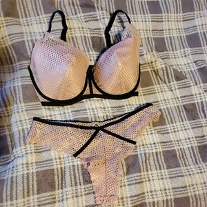 NWOT Victoria's Secret Very Sexy Bra and Panty Set